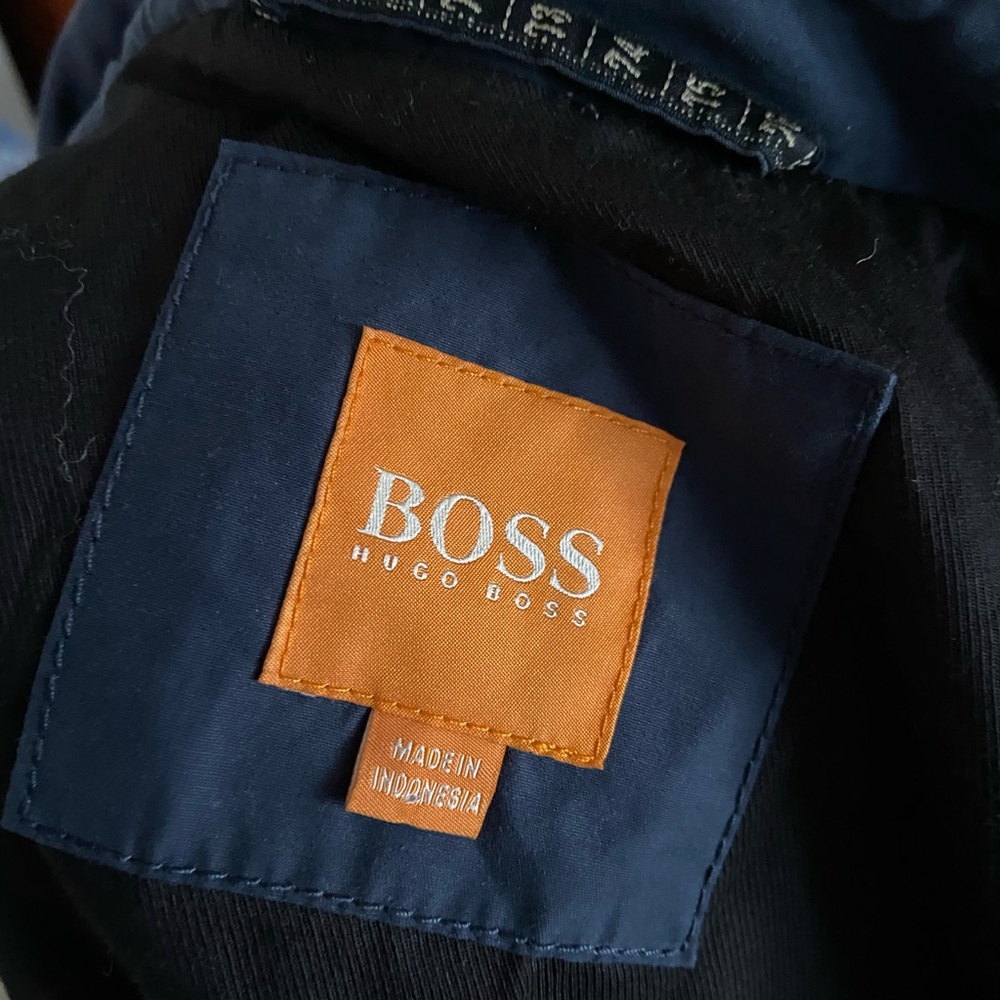 Hugo Boss - Picture 3 of 3